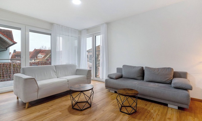 Rheinhausen Apartment | Apartment 'Wohnung 4' with Balcony and Wi-Fi