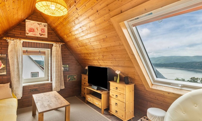 Waldeck Apartment | Apartment 'Wohnung Kranich Mit 1 Schlafzimmer' with Lake View and Wi-Fi