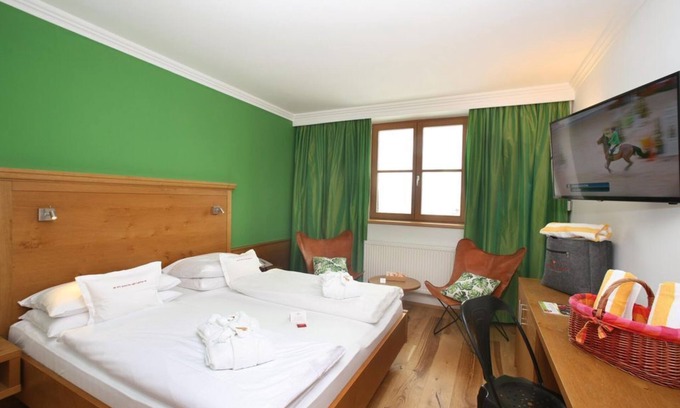 Schuttdorf House | Apartment Zeller See - amiamo - Familotel Zell am See