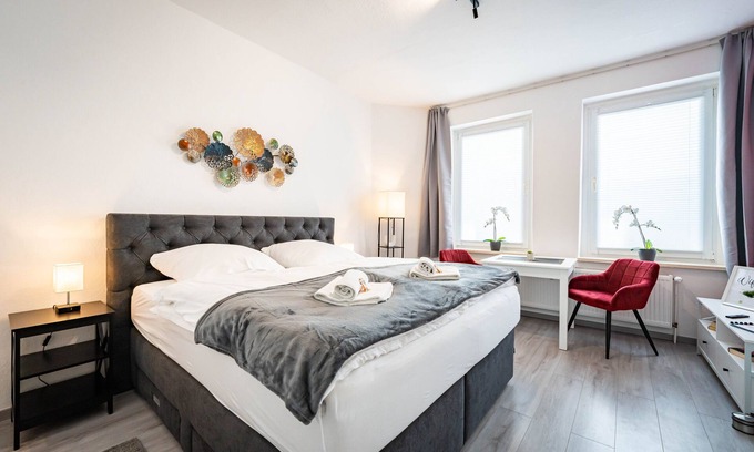 Sudenburg Apartment | Apartmento red I Central I W-LAN I Netflix I Modern