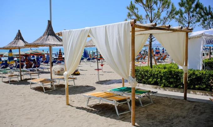 Shkembi i Kavajes Apartment | Apartments Bella Vista