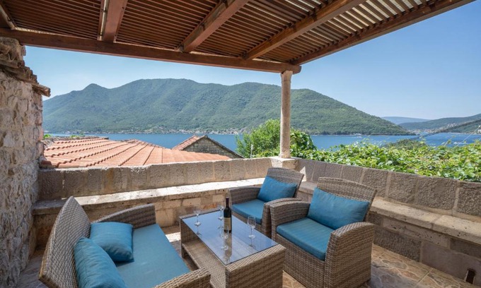 Perast Apartment | Apartments Franovic
