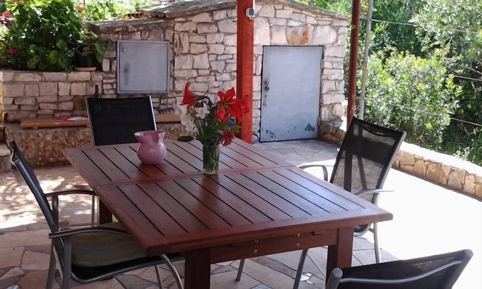 Necujam Apartment | Apartments Janja (10177-A1) - Necujam - island Solta