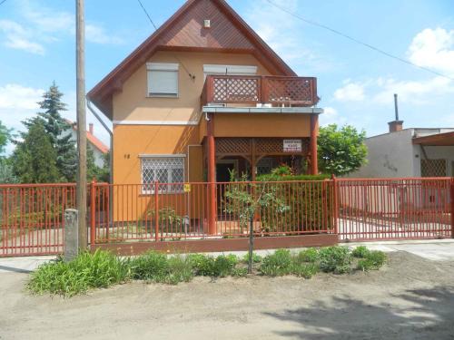 Cserkeszolo Apartment | Apartments in Cserkeszolo - Ostungarn 34460