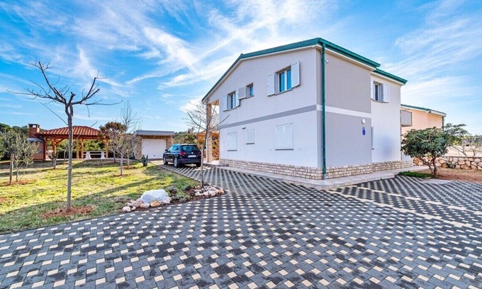 Razanac Apartment | Apartments Ivan, (14610), Ražanac, Croatia