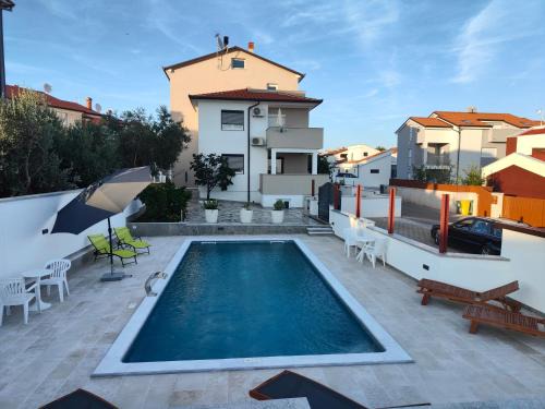 Rovinjsko Selo Apartment | Apartments Ivana with the pool