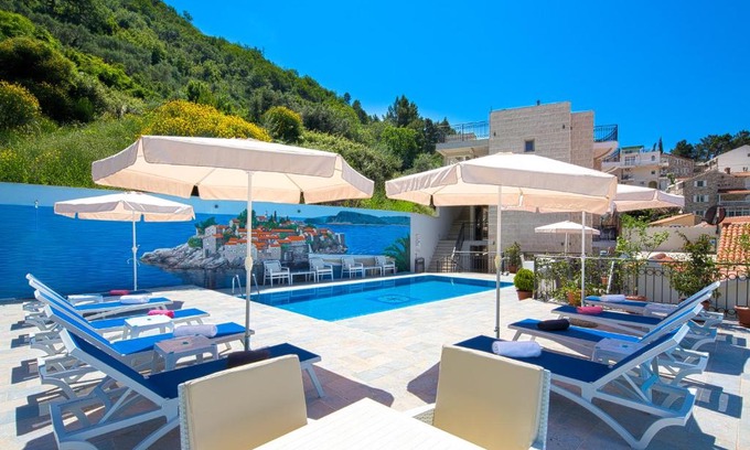 Sveti Stefan Apartment | Apartments Jovan