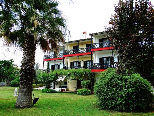 Psakoudia Apartment | Apartments Karpetis a green paradise