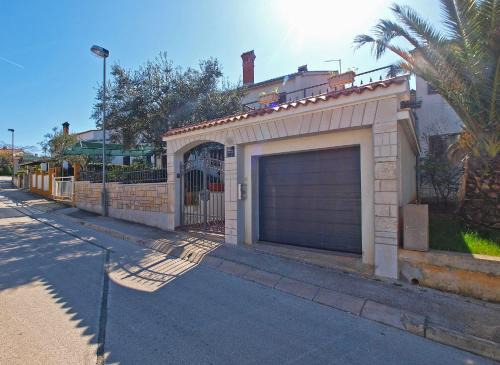 Stinjan Apartment | Apartments Lidija 1305