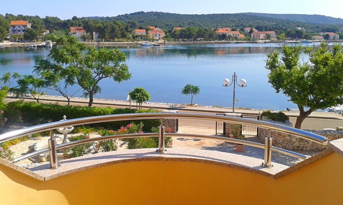 Veli Rat Apartment | Apartments Marijan, (16162), Veli Rat, Croatia