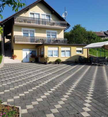 Ogulin Apartment | Apartments Miše