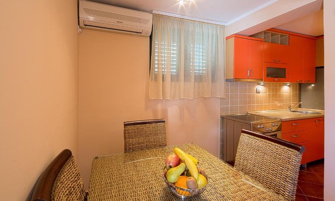 Bijeli do Apartment | Apartments Mika