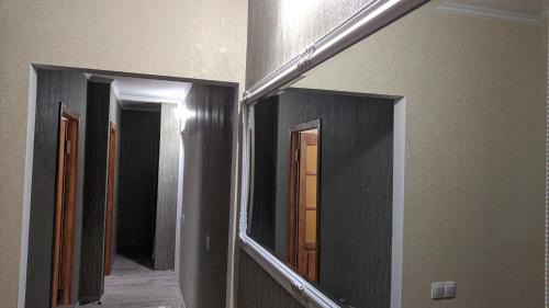 Degtyari Apartment | Apartments near the Trinity Church on Dovzhenko Street,102
