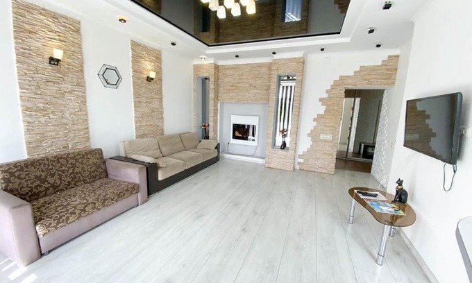 Baranavichy Apartment | Аpartments on the square 365