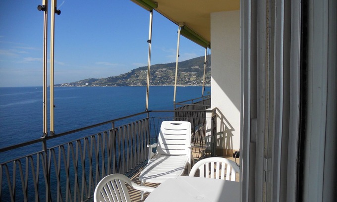 Ospedaletti Apartment | Apartments "solaria 1 & 2 Ospedaletti Ligure by Sanremo Italian Riviera