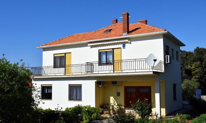 Batalaza Apartment | Apartments with parking space Ugljan - 8493