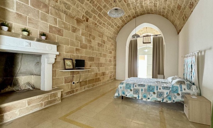 Felline Apartment | App. al Castello 1 by Salentoaffitti