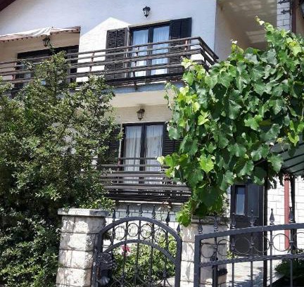 Murine Apartment | App Bajić