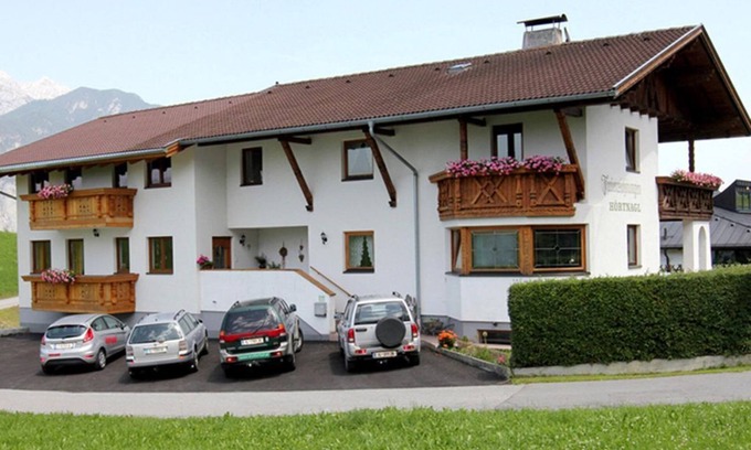 Oberperfuss Apartment | App. Cornflower/2 bedrooms/shower, WC, breakfast - Studlerhof Hörtnagl