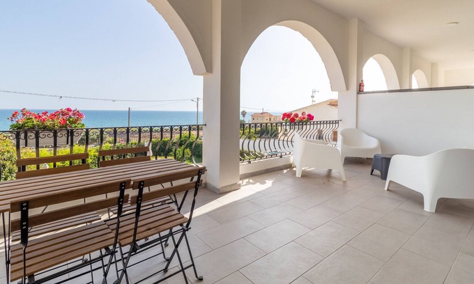 Cava dʼAliga Other | App to Arance in Villa Archi