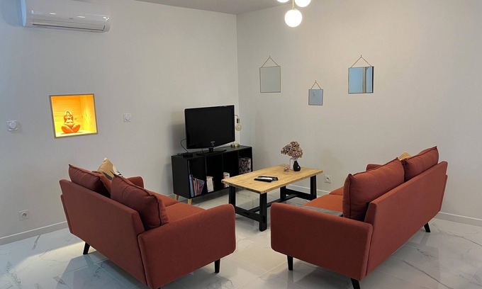 Saint-Didier-sous-Aubenas Apartment | Appartement Neuf Avec une Déco Soignée Idéalement Situé Pour Découvrir Lardèche