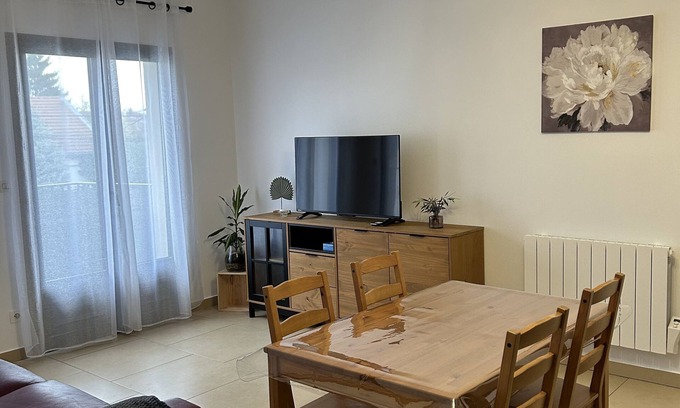 Chelles Apartment | Apparemment Chaleureux à 30 min Paris,cdg, Disney