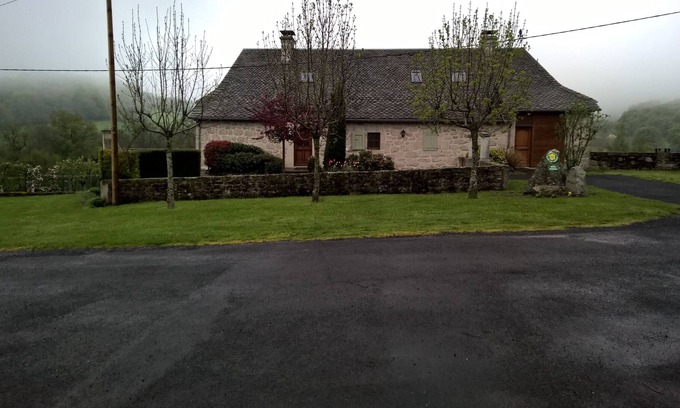 Cassuejouls Apartment | Appart'Aubrac welcomes you all year round