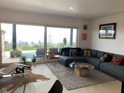 Perroy Apartment | Appart avec piscine chauffée et plage 5 min