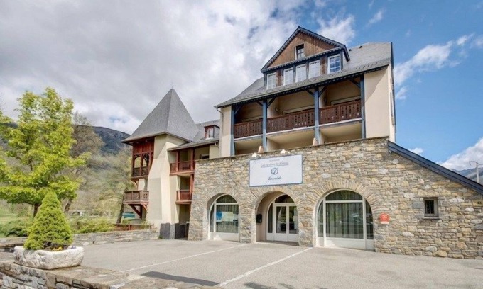 Peyragudes Condo | Appart Duplex 100m du centre Thermo Ludique Balnéa