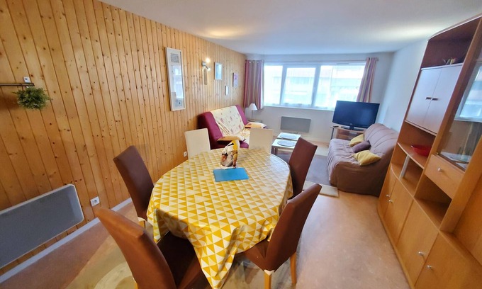 Besse-et-Saint-Anastaise Apartment | Appartement centre station et pied des pistes