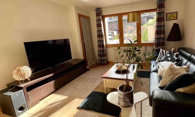 Saint-Gervais-les-Bains Apartment | Appart. au Pied de la Télécabine Avec Terrasse
