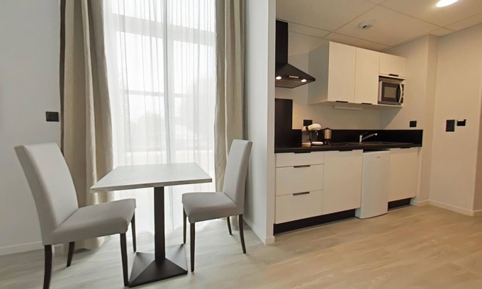 Chateauroux Apartment | Appart'hôtel Saint-Denis, Studio 9