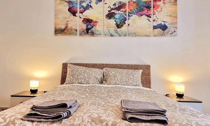Mirafiori Apartment | Appartamento Aurora