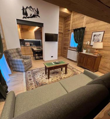 Courmayeur Apartment | Appartamento Chalet - TMB e EBike