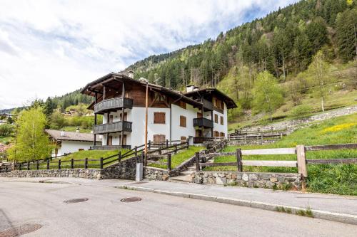 Borzago Apartment | Appartamento Collini Le Betulle