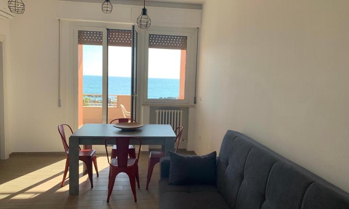 Porto Recanati Apartment | Appartamento fronte mare