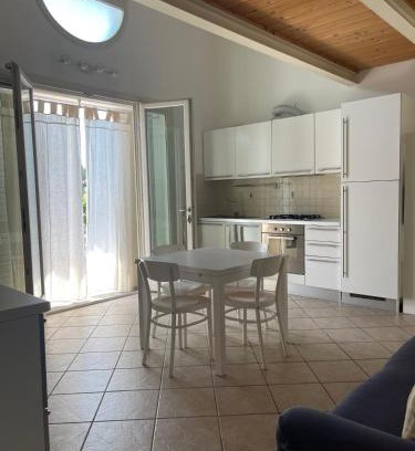 Lido di Savio Apartment | Appartamento IL GLICINE a piano terra zona tranquilla a due passi dal mare