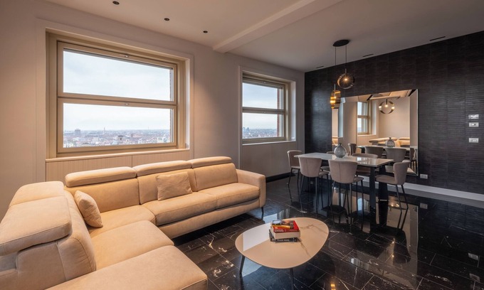 Turin Apartment | Appartamento Luxury con Balcone