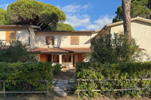 Principina a Mare Apartment | Appartamento Manta civico 10