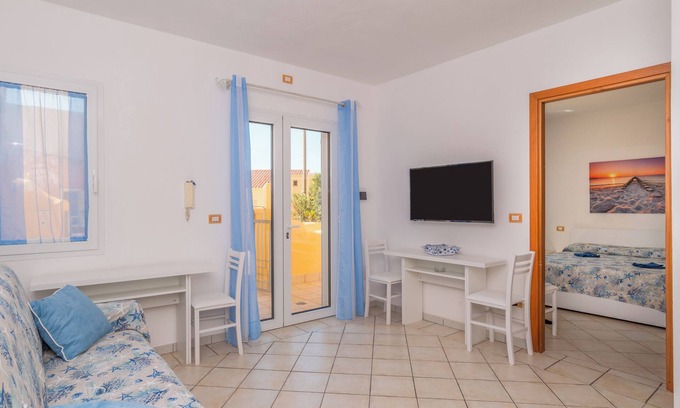 La Maddalena Apartment | "Appartamento Murena 1" with Sea View, Terrace & A/C