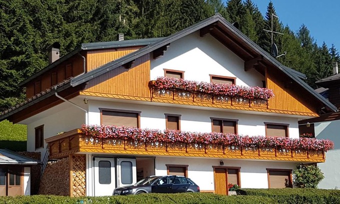Comelico Superiore Apartment | Appartamento panoramico 1