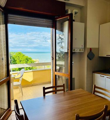 Gabicce Mare Apartment | APPARTAMENTO VISTA MARE -E- con 2 camere da letto -Residence azzurro