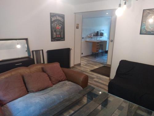 Saint-Jacques-de-la-Lande Apartment | Appartement dans copropriété arborée