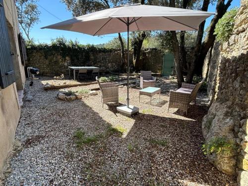 Sainte-Anastasie Apartment | Appartement cosy Sainte Anastasie