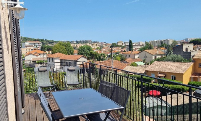 La Bocca Apartment | Appartement à Cannes La Bocca à 15 min à Pied des Plages et Proche Commerces,