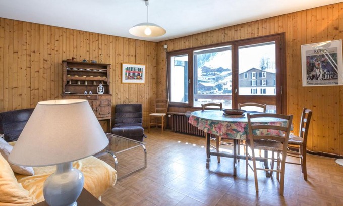 Le Grand-Bornand Apartment | Appartement 2 Chambres avec Parking et Balcon à La Clusaz - FR-1-459-221