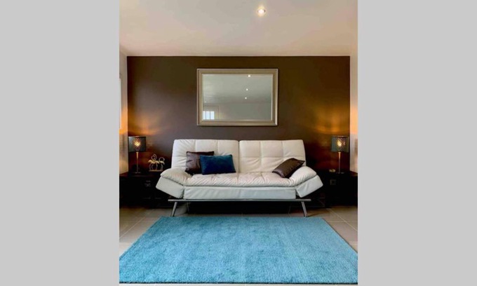 Magny-le-Hongre Apartment | Appartement 3km Disneyland Paris 4 à 6 personnes