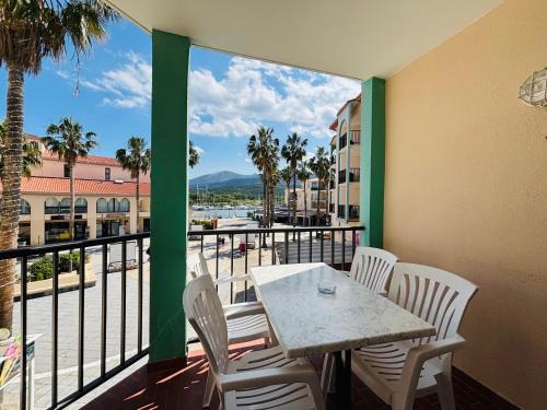 Plage d'Argeles Apartment | Appartement 4 pers au port d'Argelès avec terrasse, parking - FR-1-309-512