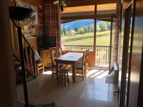 Puy-Saint-Vincent Apartment | Appartement Au Pied Des Pistes