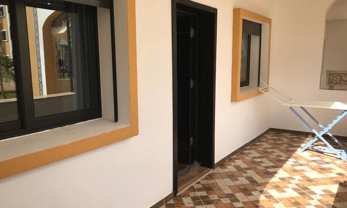 Marina Apartment | Appartement au RDC dans une résidence fermée